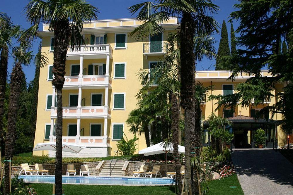 גרדונה ריביירה Villa Sofia Hotel מראה חיצוני תמונה