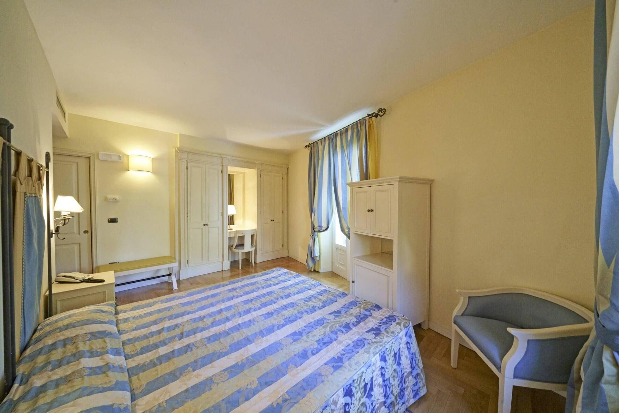 גרדונה ריביירה Villa Sofia Hotel מראה חיצוני תמונה