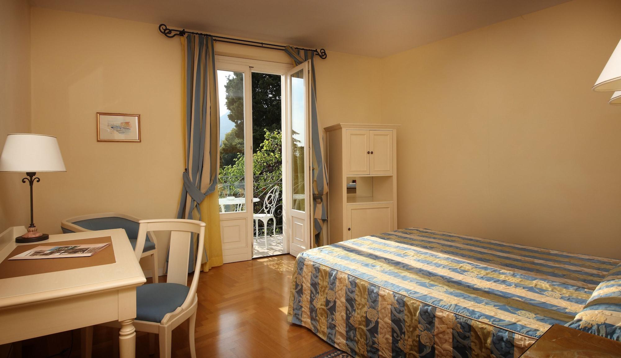 גרדונה ריביירה Villa Sofia Hotel מראה חיצוני תמונה