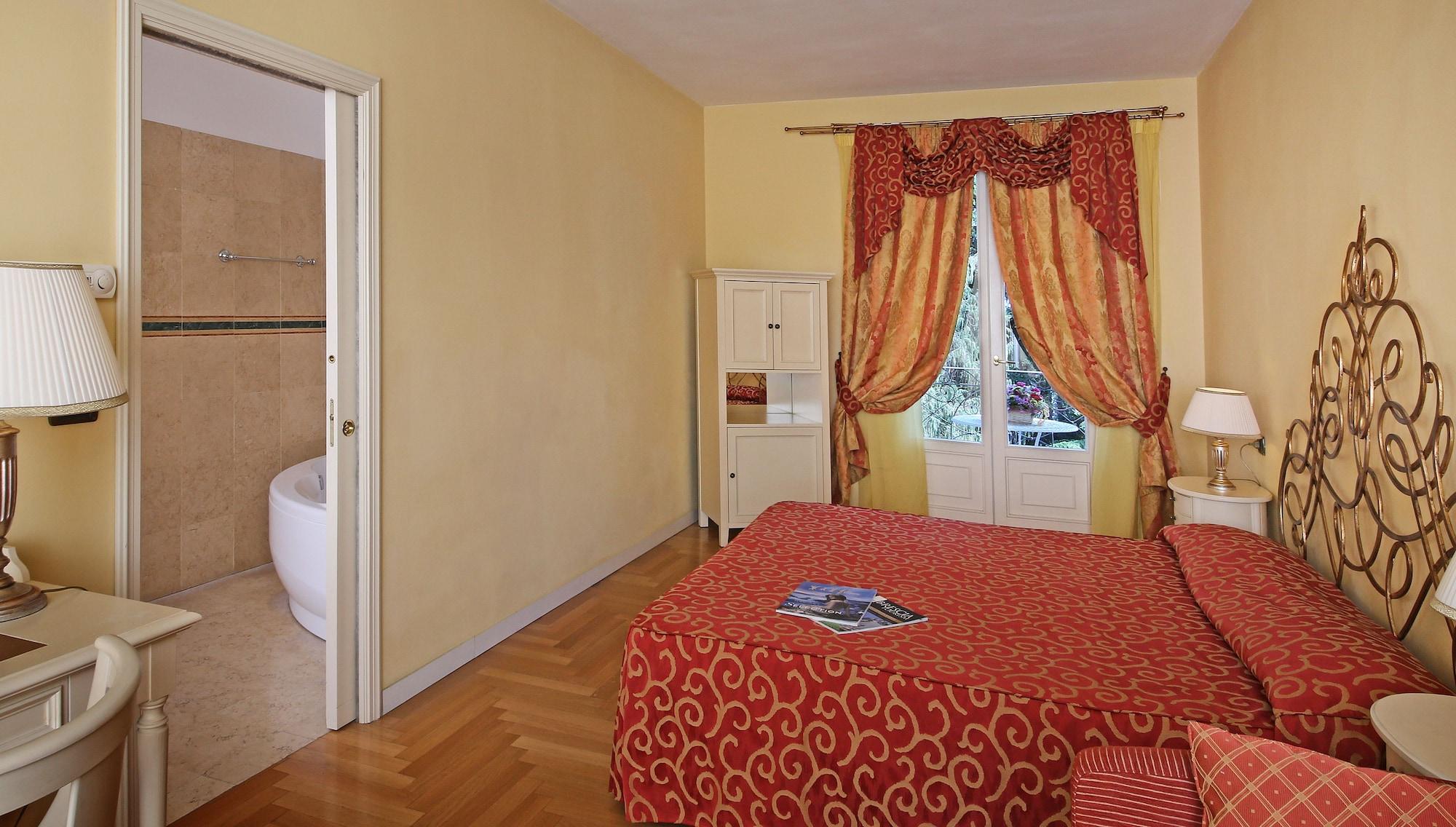גרדונה ריביירה Villa Sofia Hotel מראה חיצוני תמונה