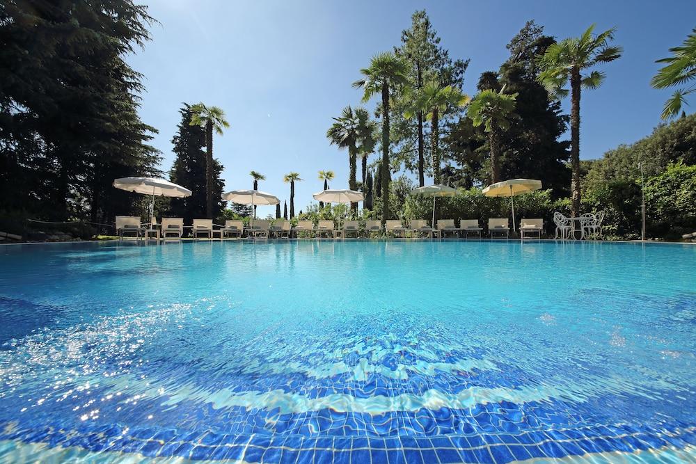 גרדונה ריביירה Villa Sofia Hotel מראה חיצוני תמונה