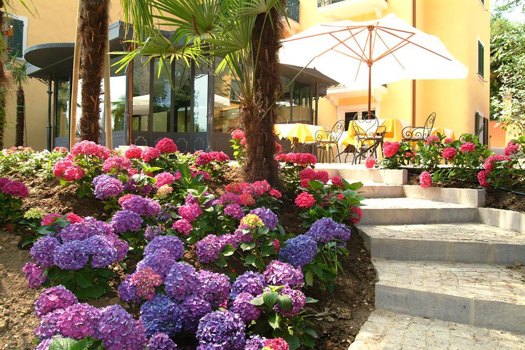גרדונה ריביירה Villa Sofia Hotel מראה חיצוני תמונה