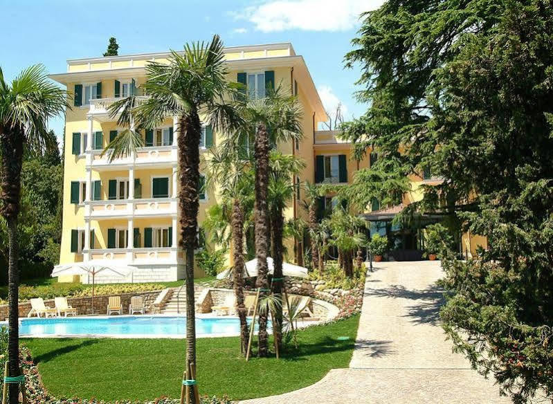 גרדונה ריביירה Villa Sofia Hotel מראה חיצוני תמונה