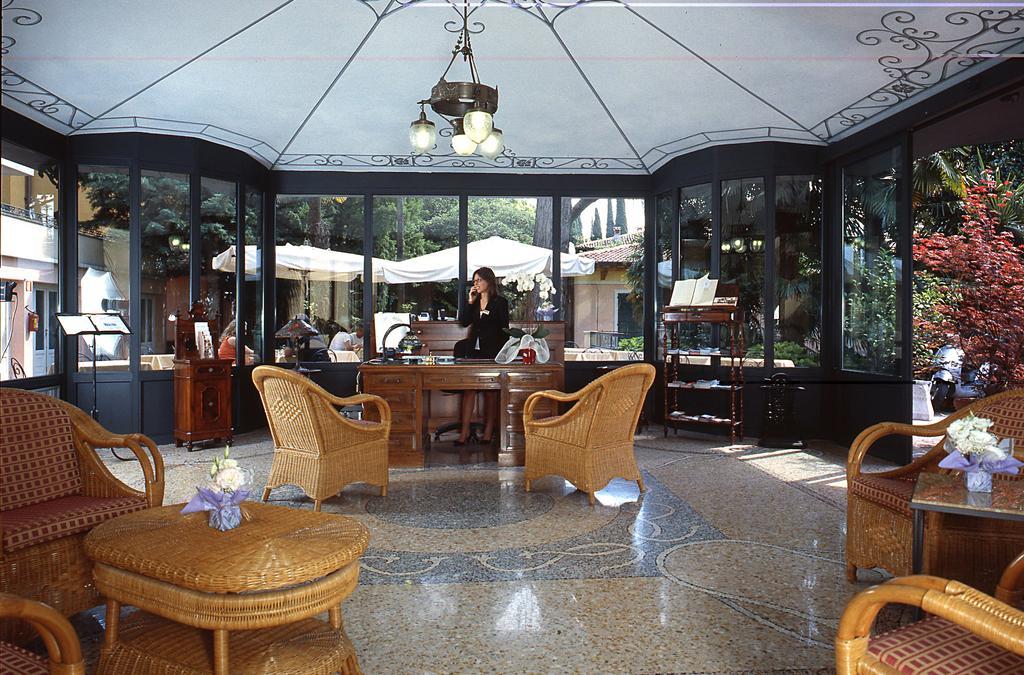 גרדונה ריביירה Villa Sofia Hotel מראה חיצוני תמונה